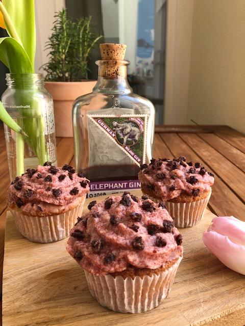 SLOE GIN CUPCAKES