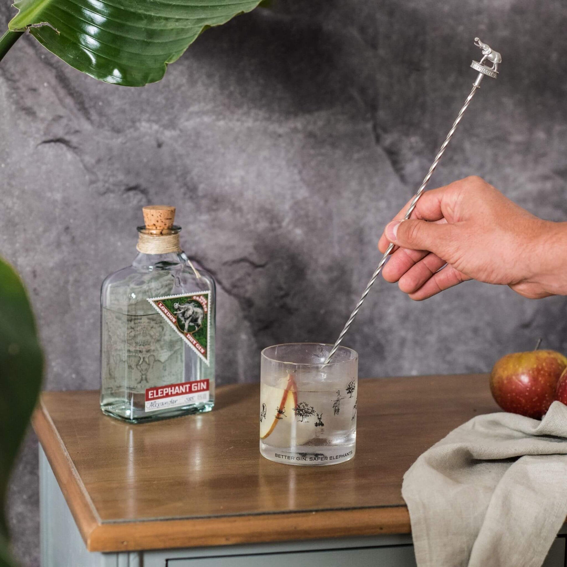 Elephant London Dry Gin mit Tumbler – Elephant Geschenkbox Gin Glas in